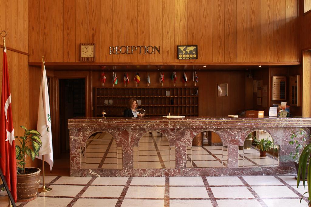 Segmen Hotel Ankara Esterno foto